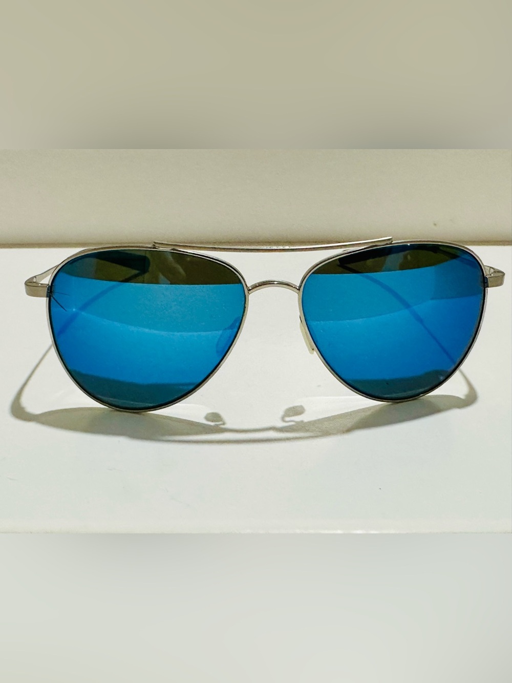 Slightly Used Costa Unisex Aviator Cook Polarized Sunglass Silver/Blue Glass 580